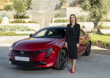 Peugeot Türkiye Alfa Awards'ta 2023 Yılının Binek Otomobil Markası Seçildi!