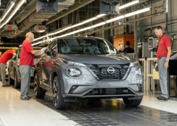 Nissan'dan Üç Sihirli Dokunuş, 3 Yeni Elektrikli Araç ve 3 Milyar Sterlin Yatırım