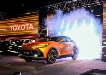 Türkiye'nin Otomotiv Geleceği Yeniden Şekilleniyor: Yeni Toyota C-HR Üretimi Başladı!
