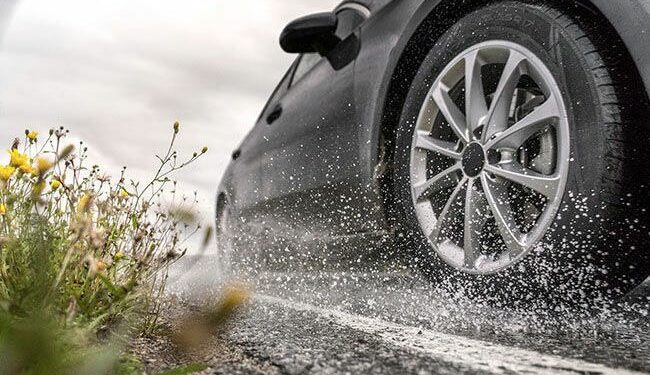 Yağmurlu Havalarda Güvenli Sürüş Nasıl Yapılır? İşinize Yarayacak Güvenli Sürüş Teknikleri