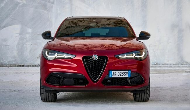 Alfa Romeo, “En İyi Otomobiller” Yarışması’nda Üç Kategoride Ödül Sahibi Oldu