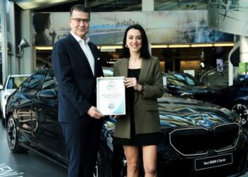Yeni BMW 5 Serisi  WWCOTY Jürisi Tarafından  “Yılın En İyi Büyük Otomobili” Seçildi