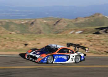 Hyundai Efsanevi Pikes Peak Uluslararası Tırmanışına Geri Dönüyor.