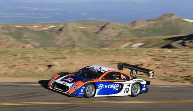 Hyundai Efsanevi Pikes Peak Uluslararası Tırmanışına Geri Dönüyor.