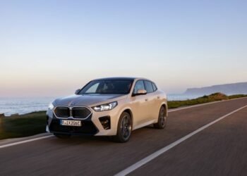 Dinamik Tasarım ve Geniş Yaşam Alanını Bir Arada Sunan Yeni BMW iX2 eDrive20 Satışa Sunuldu  