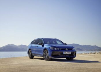 Segmentinin hâkimi Yeni Passat, Volkswagen Yetkili Satıcılarında yerini aldı