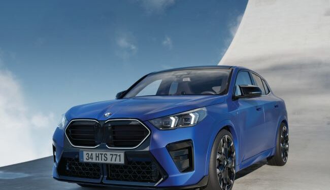 Yeni BMW X2 CI Bloom’da Sanatseverlerle Buluşuyor