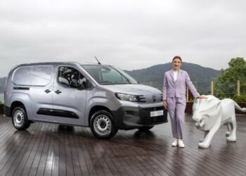 Peugeot Yenilenen Ticari Araç Modellerini Türkiye'de Satışa Sundu!