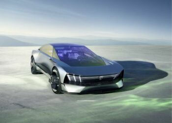 Peugeot Sanal Gerçeklikte 20.Yılını Kutluyor