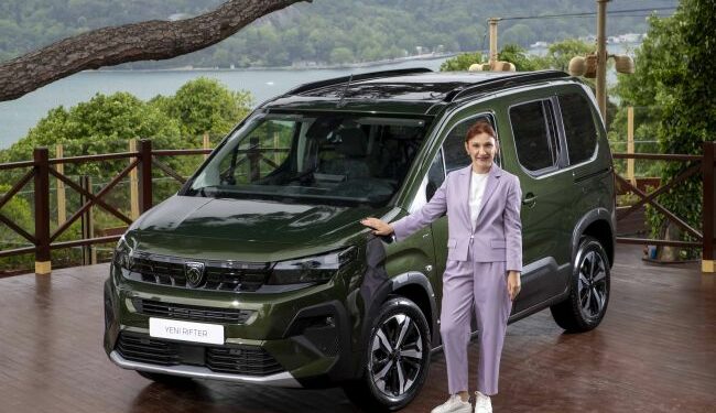Peugeot Türkiye Ticari Araç Segmentinde Yeni Rifter'la İddiasını Sürdürüyor!