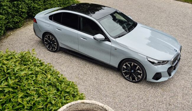 1.6 Litrelik Mild Hybrid Benzinli Motora Sahip Yeni BMW 520i Sedan Satışa Sunuldu
