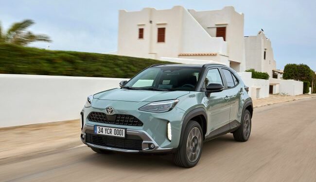 Toyota, Şehrin İkonları Yeni Yaris Hybrid ve Yaris Cross Hybrid’i Satışa Sundu
