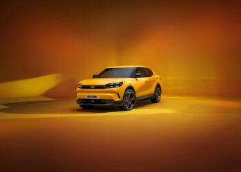 Ford’un İkonik Modeli Capri, 40 Yıl Sonra Elektrikli Olarak Geri Dönüyor