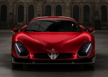 Alfa Romeo 33 Stradale. İşte onun 'kükreyişi’!