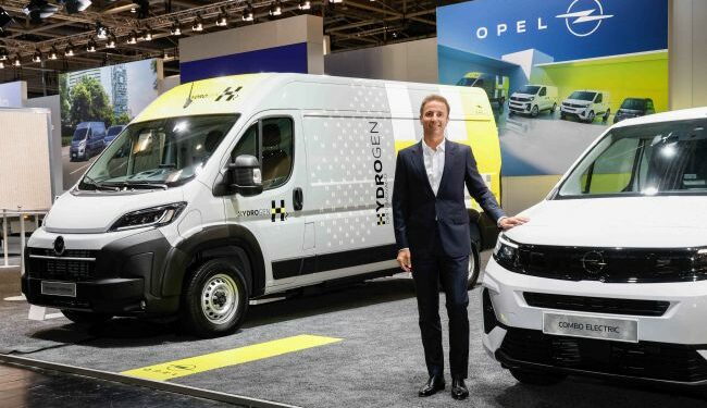 Yeni Opel Movano HYDROGEN IAA Transportation 2024’te Dünyaya Tanıtıldı!