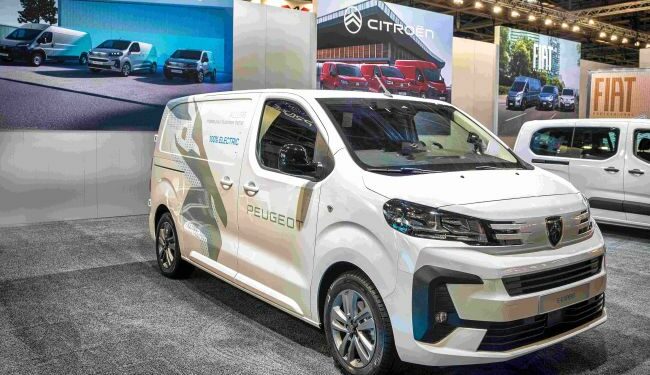 Peugeot Avrupa'nın En Büyük Ticari Araç Fuarında Yenilikçi Model ve Teknolojilerini Sergiledi!