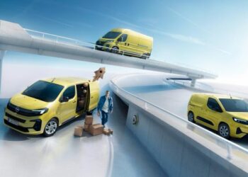 Opel’in Yenilenen Hafif Ticari Araç Ailesi Türkiye Genelinde Roadshow’a Çıktı!