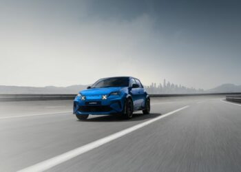 Alpine Ruhu Şehrin Sokaklarına Taşınıyor: ALPINE A290