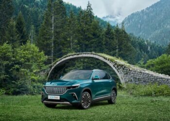 Türkiye’nin güzelliklerinden ilham alan Togg’un 7’nci rengi Ayder oldu