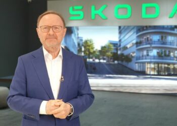 Škoda’nın Yeni Tasarım Dilinin İlk Örneği Tamamen Elektrikli Elroq Tanıtıldı