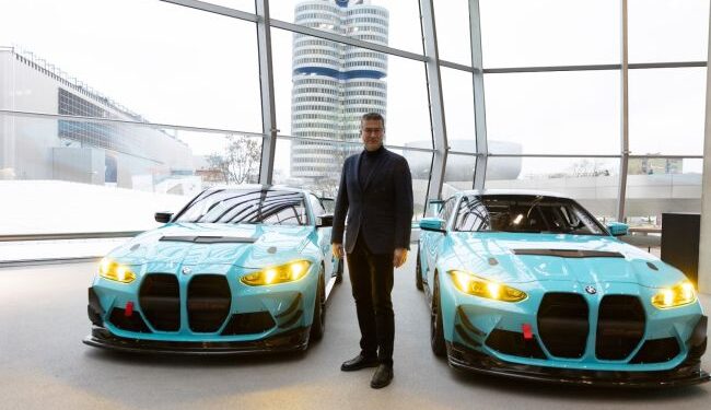 Borusan Turkish Blue Rengindeki Yeni BMW M4 GT4 EVO Borusan Otomotiv Motorsport’a Teslim Edildi