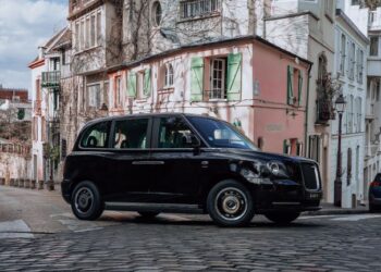 Dünyanın en ikonik yolcu aracı; LEVC