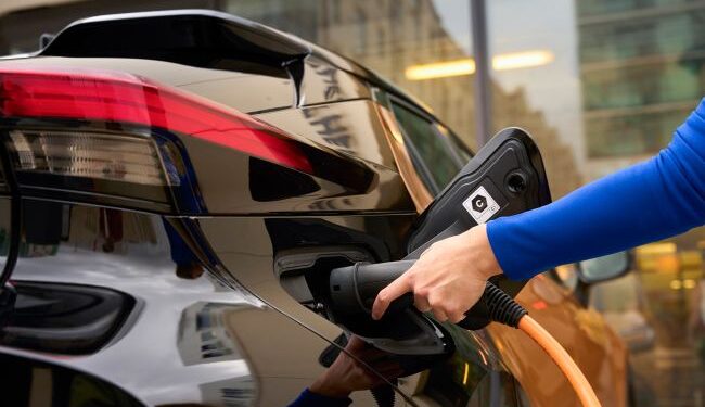 Toyota, Avrupa’da Tam Hibritler Dahil Çoklu Mobilite Stratejisiyle 6 Milyonluk Elektrifikasyonlu Araç Satışına Ulaştı