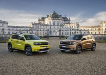 Fiat Grande Panda, ‘Yılın En İyi Şehir Otomobili’ Seçildi