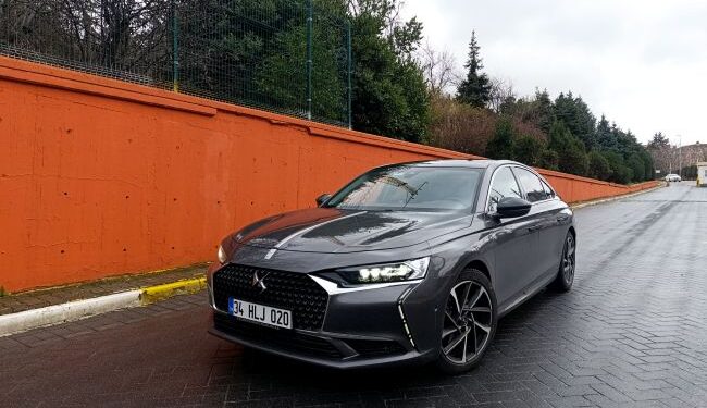 DS 9 E-TENSE Plug-in Hybrid Test ve İzlenimi: Zarafet, Konfor ve Hibrit Gücün Muhteşem Uyumu