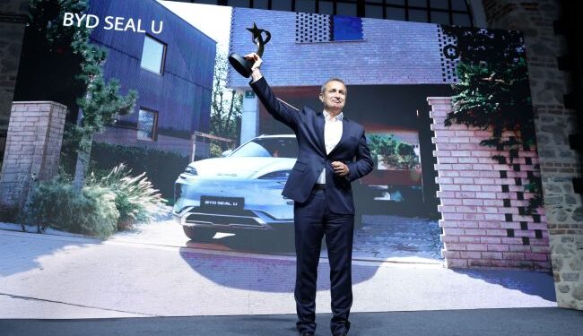 BYD’nin En Çok Tercih Edilen Modeli SEAL U “Türkiye’de Yılın Otomobili” Seçild