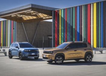 Fiat Grande Panda, Autocar Ödülleri 2025'te 'En İyi Küçük Otomobil' seçildi