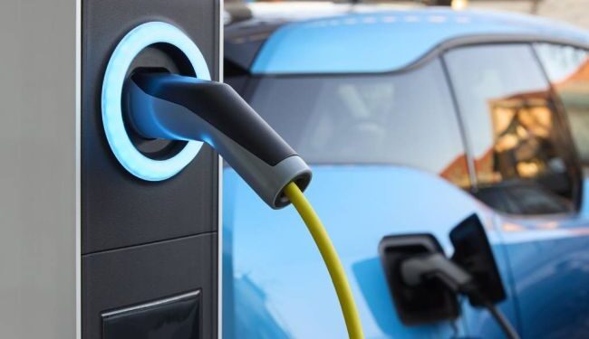 Elektrikli Araçlar Şarjdayken Araba Çalışır mı? Soru ve Cevaplarıyla Bilmeniz Gerekenler