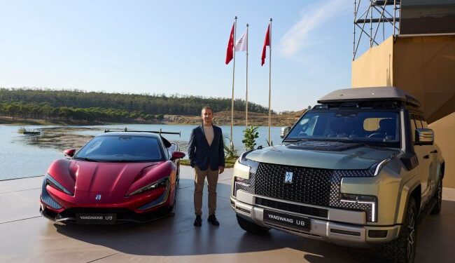 BYD Türkiye, Yüzen, Kendi Etrafında Dönen ve Zıplayabilen Araçlarıyla Türkiye’de Teknoloji Şovu Yaptı