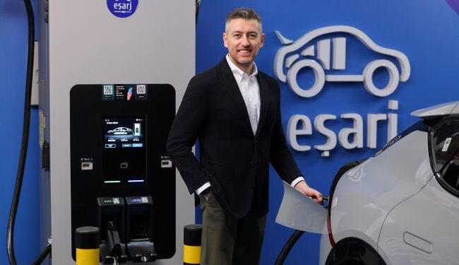 Eşarj Auto özelliği ile tek adımda kolay ve güvenli şarjlanma yeniliği