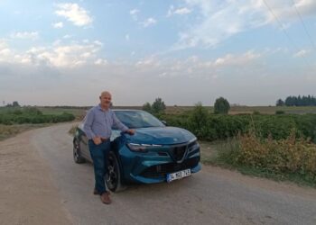 Alfa Romeo Junior Ibrida Speciale; İtalyan ruhu, hibrit Verimlilik ve Sportif Zarafetin Buluşması