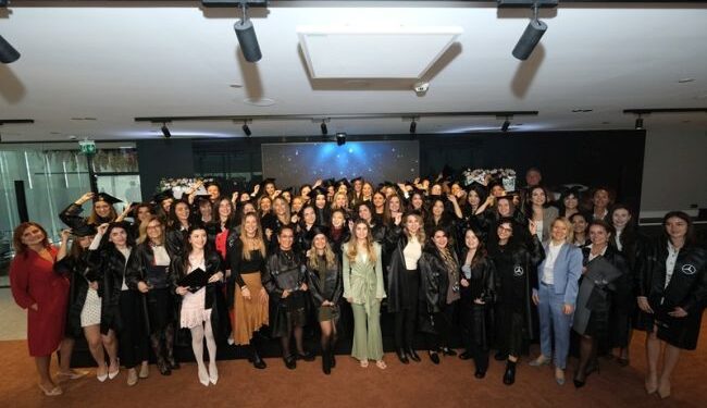 Mercedes-Benz, She’s Mentoring Programı’nın İkinci Yılını Tamamladı