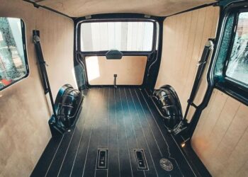 Araç İçi Panelvan Kaplama Fiyatları Sektörde Nasıl Şekilleniyor?