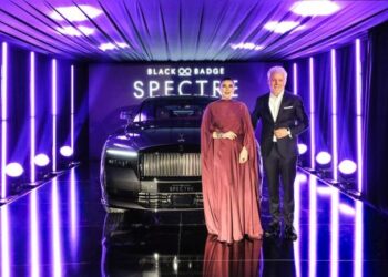 Tarihinin en güçlü Rolls-Royce’u Black Badge Spectre Türkiye sahnesinde