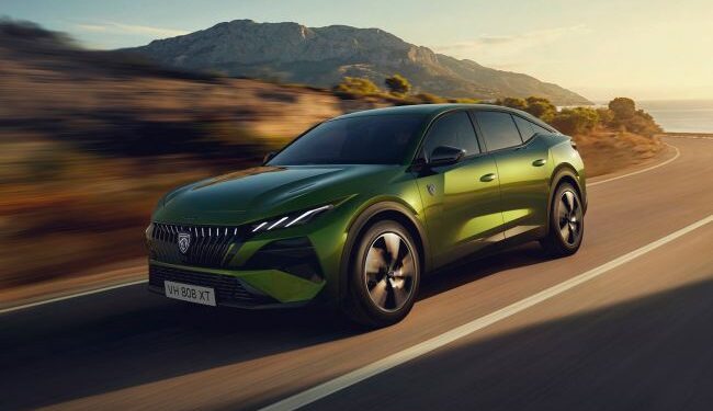 Tasarımıyla Etkileyici Yeni Peugeot 408 Tanıtıldı!