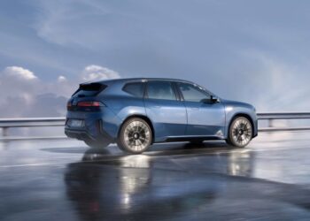 Yeni BMW iX3 50 xDrive Türkiye’de Ön Talebe Açıldı