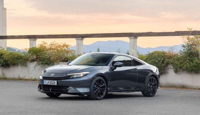 Honda’nın sportif temsilcisi Prelude, hibrit gücüyle yeniden yollarda