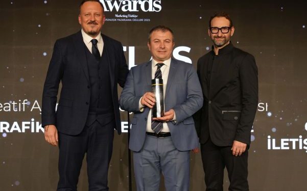 Petlas'a ''Yılın İtibarlı Otomotiv Lastiği'' Markası Ödülü!