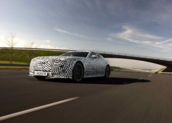 Jaguar, İkonik Mirasını Yeni Nesil Elektrikli GT ile Geleceğe Taşıyor