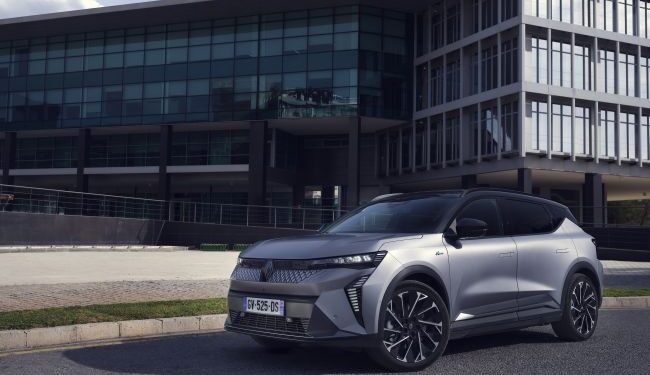 Renault’da Elektrikli Ailenin Üst Segment Temsilcisi: Scenic E-Tech Elektrikli Türkiye’de