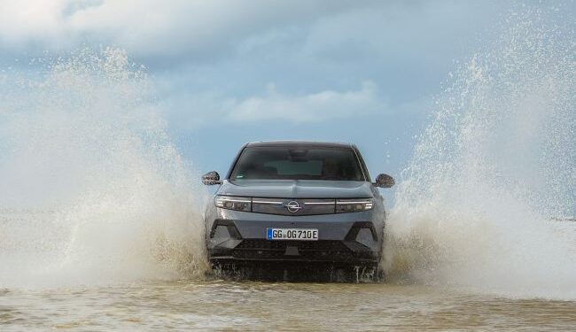 Opel, Yeni Grandland AWD ile Elektrikli Sürüş Keyfini 4X4 Yaşatacak!